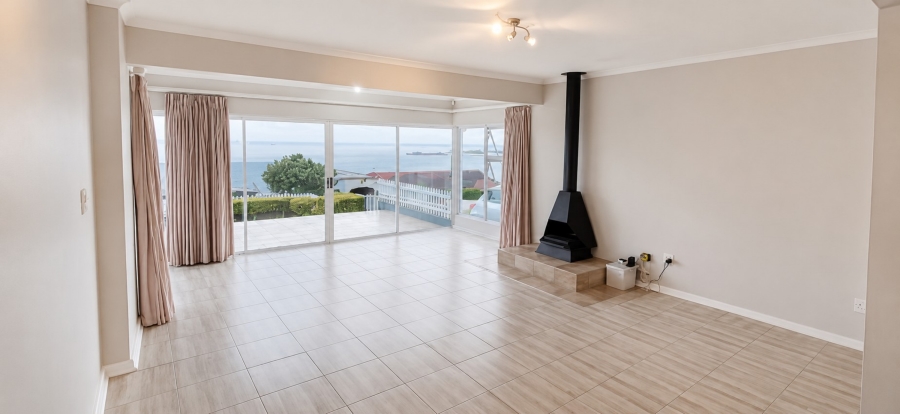 To Let 3 Bedroom Property for Rent in Simons Town Western Cape